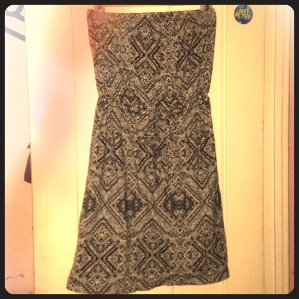 Strapless dress